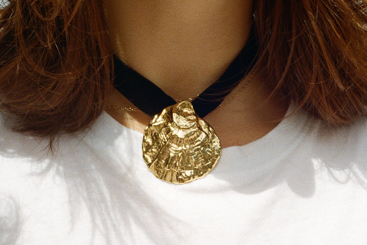 the olympia choker